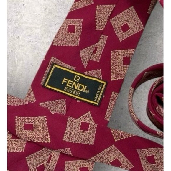 FENDI Silk Tie ITALY Burgundy Beige Geometric W:3.6" EUC - Picture 2 of 6